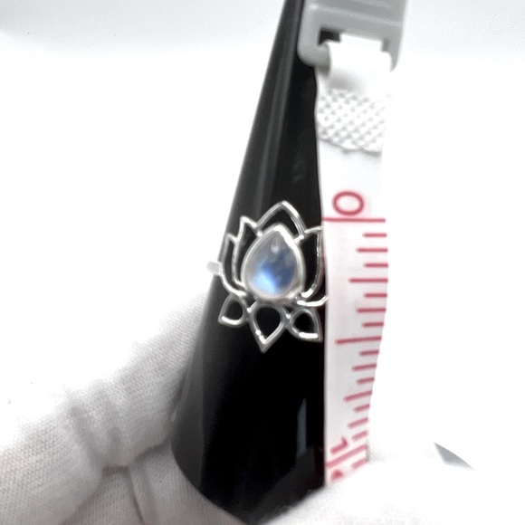 Natural Rainbow Moonstone Sterling Silver Lotus Flower Ring - Picture 12 of 14